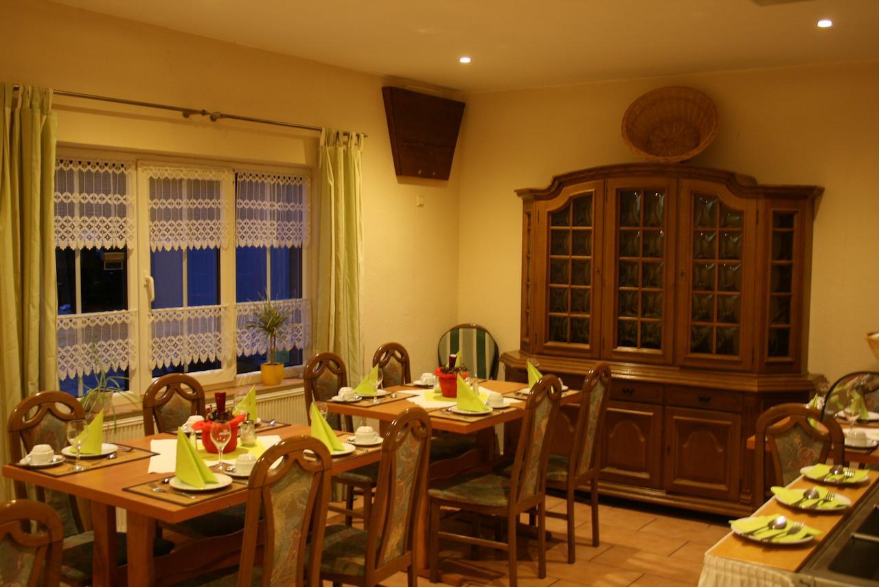 Zum Landhaus Dannenbuettel Sassenburg Esterno foto